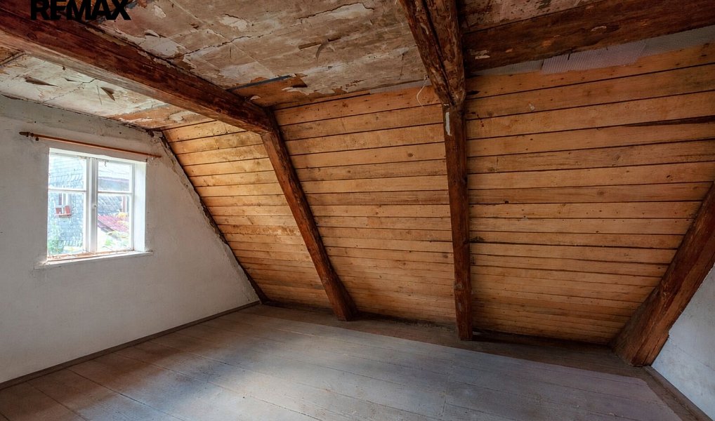 Prodej domu 193 m² s pozemkem 830 m², Mikulášovice – náhled fotky 25