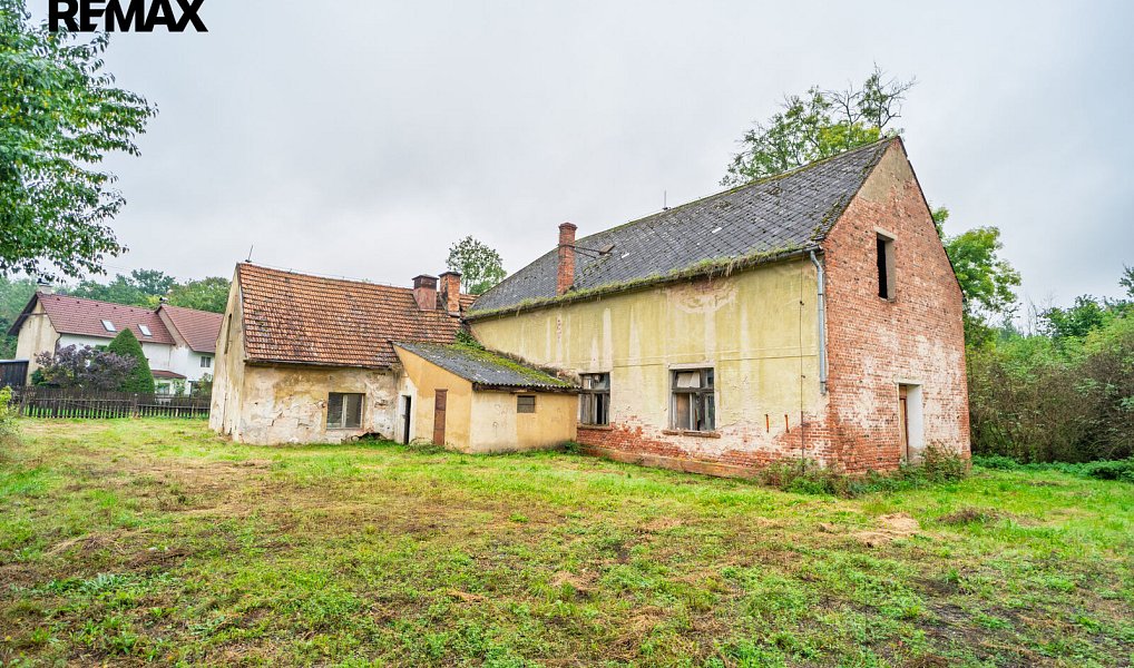 Prodej stavebního pozemku 7 613 m², Děkov – náhled fotky 3