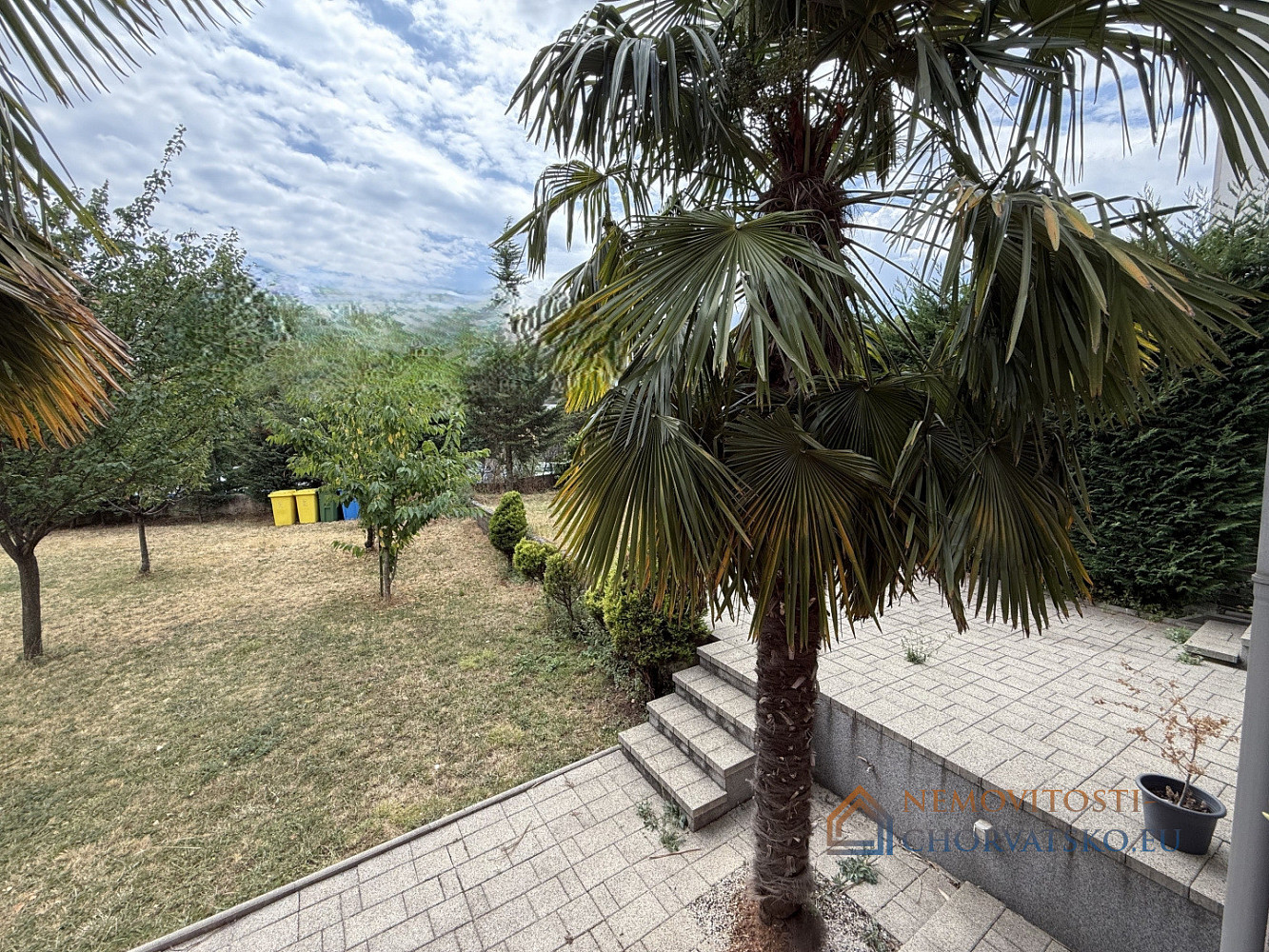 Prodej bytu 2+kk 78 m² - Widok 2