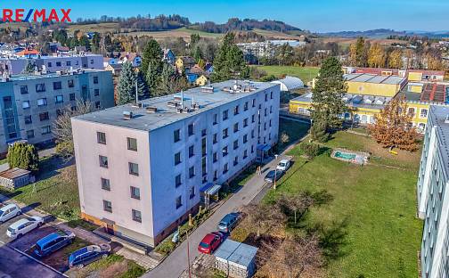 Prodej bytu 3+1 74 m², Karla Čapka, Lomnice nad Popelkou, okres Semily