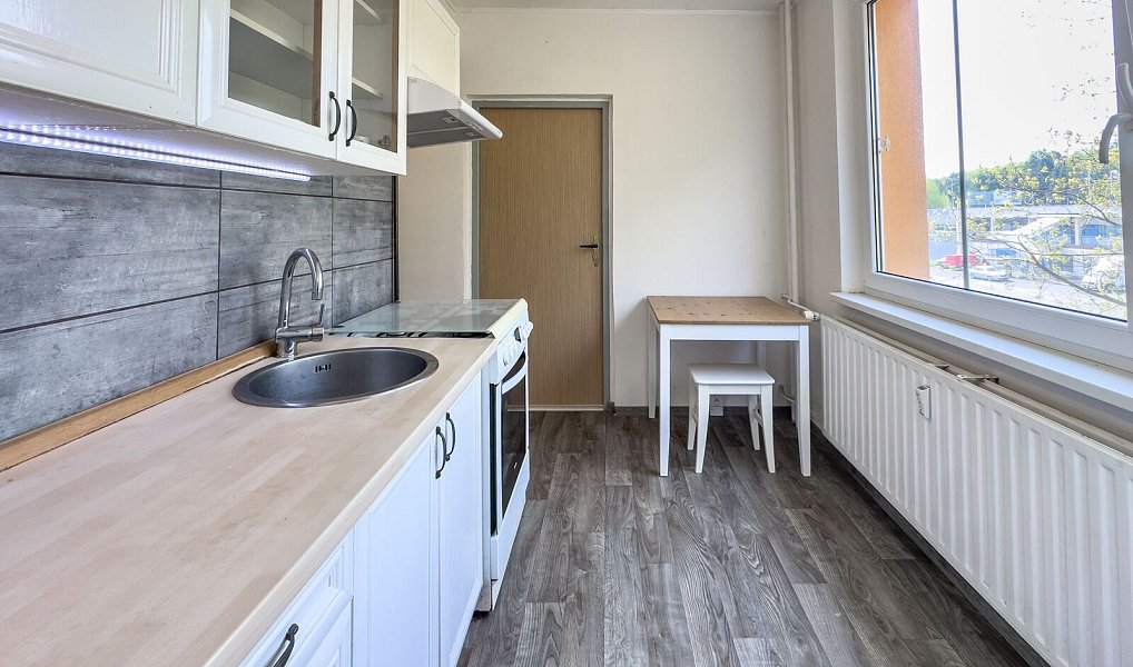 Pronájem bytu 3+1 76 m², Chomutov – náhled fotky 6