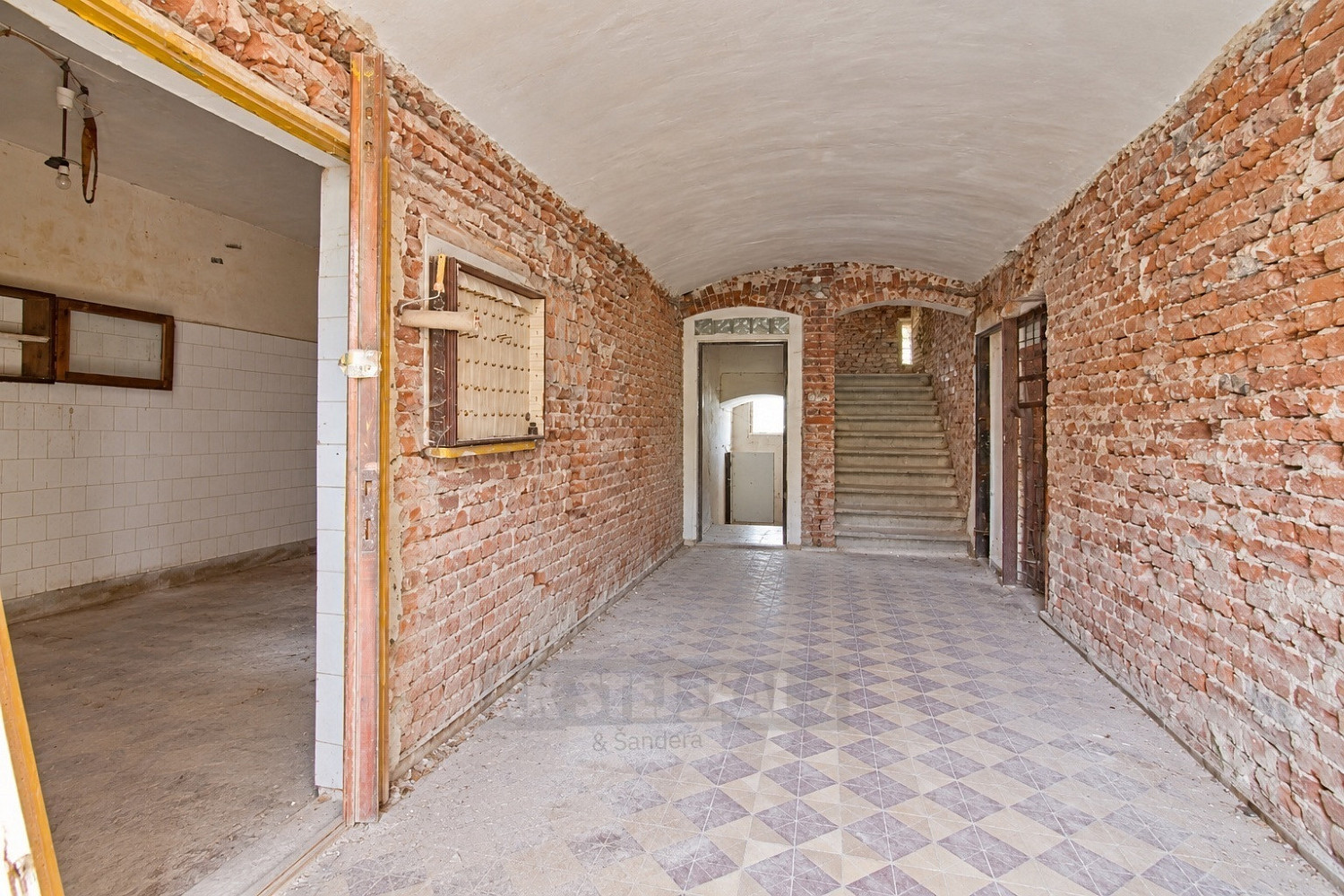 Prodej domu 431 m² s pozemkem 242 m² – fotografie 4