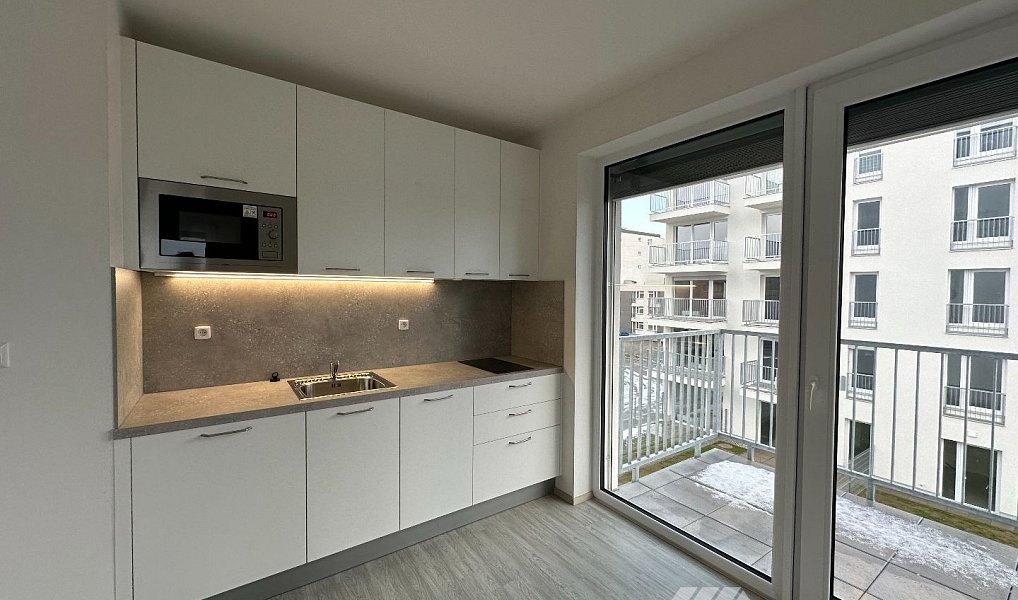 Pronájem bytu 1+kk 26 m², Otrokovice – náhled fotky 4