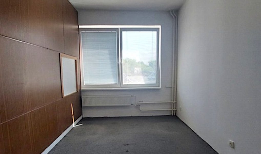 Pronájem skladovacích prostor 126 m², Jičín – náhled fotky 10