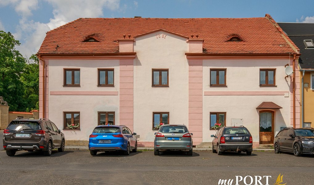 Prodej domu 322 m² s pozemkem 445 m², Chyše – náhled fotky 2