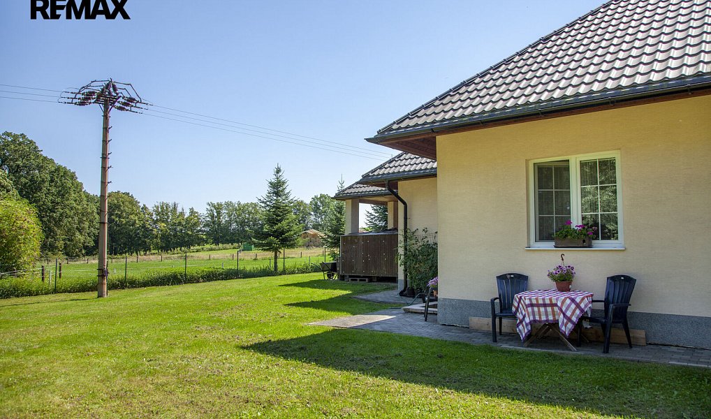 Prodej domu 168 m² s pozemkem 1 157 m², Police – náhled fotky 5