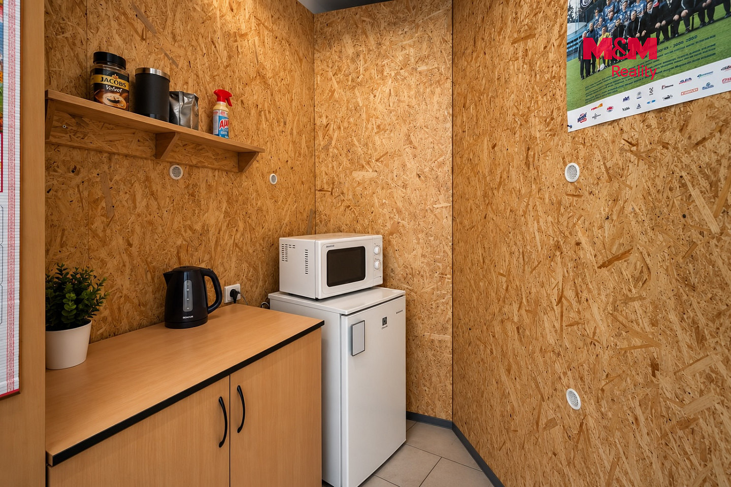 Prodej výrobních prostor 151 m² – fotografie 5