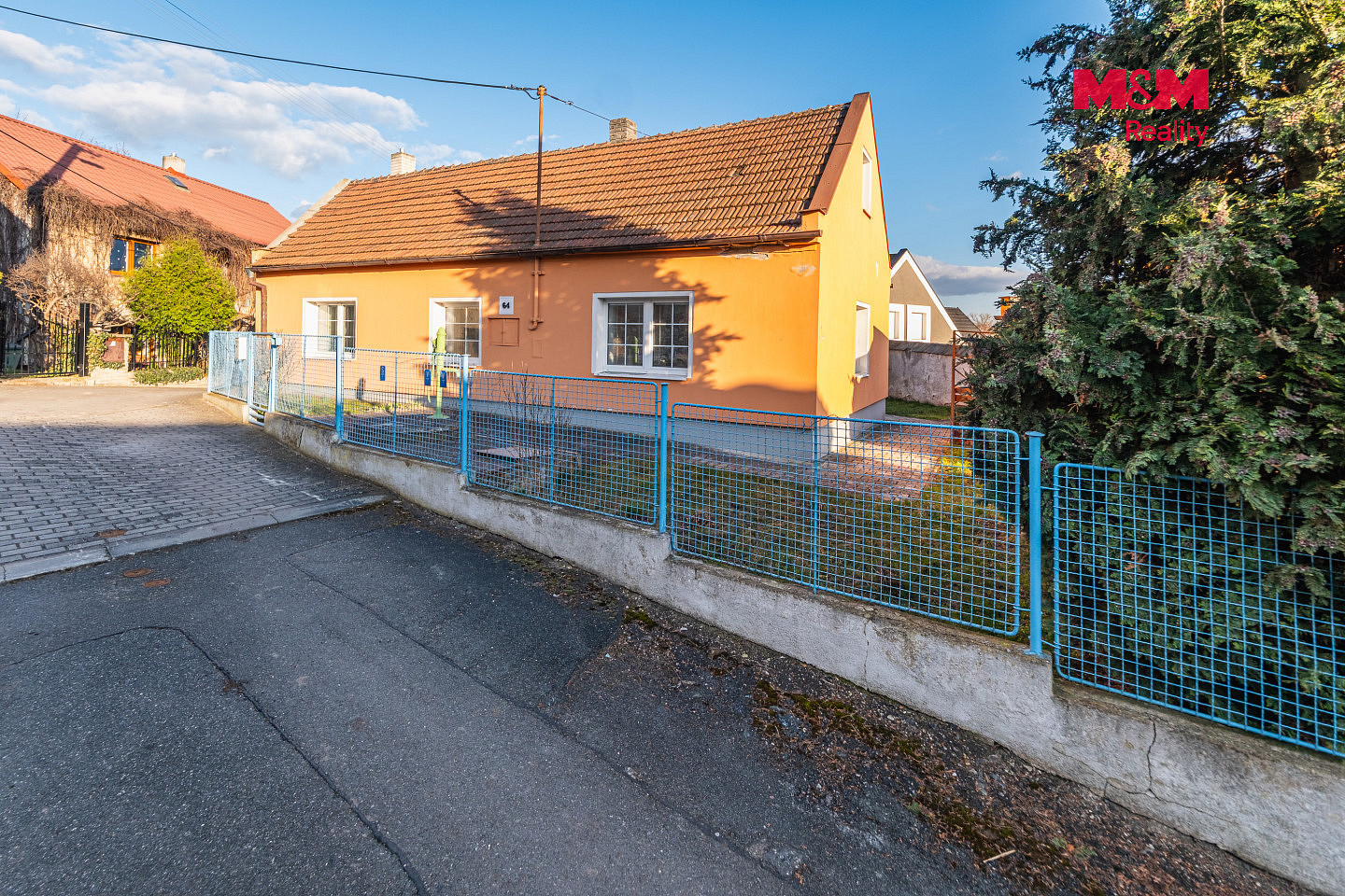 Prodej domu 86 m² s pozemkem 352 m² – fotografie 2