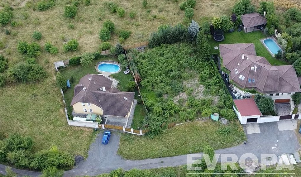 Prodej domu 231 m² s pozemkem 1 600 m², Statenice – náhled fotky 8