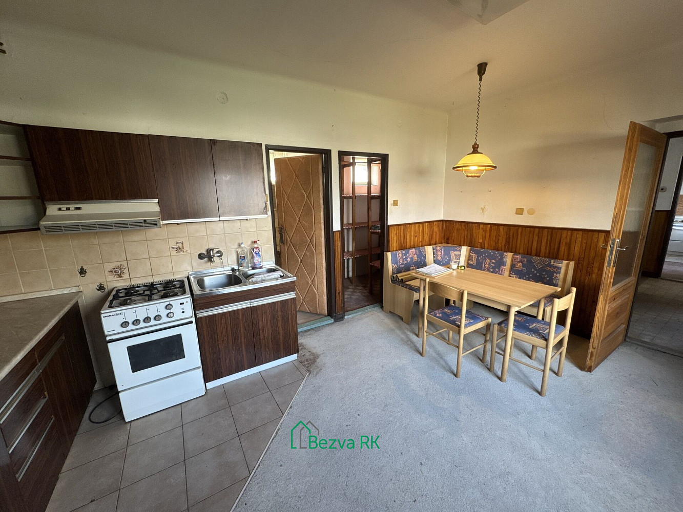 Prodej domu 160 m² s pozemkem 557 m² – fotografie 2