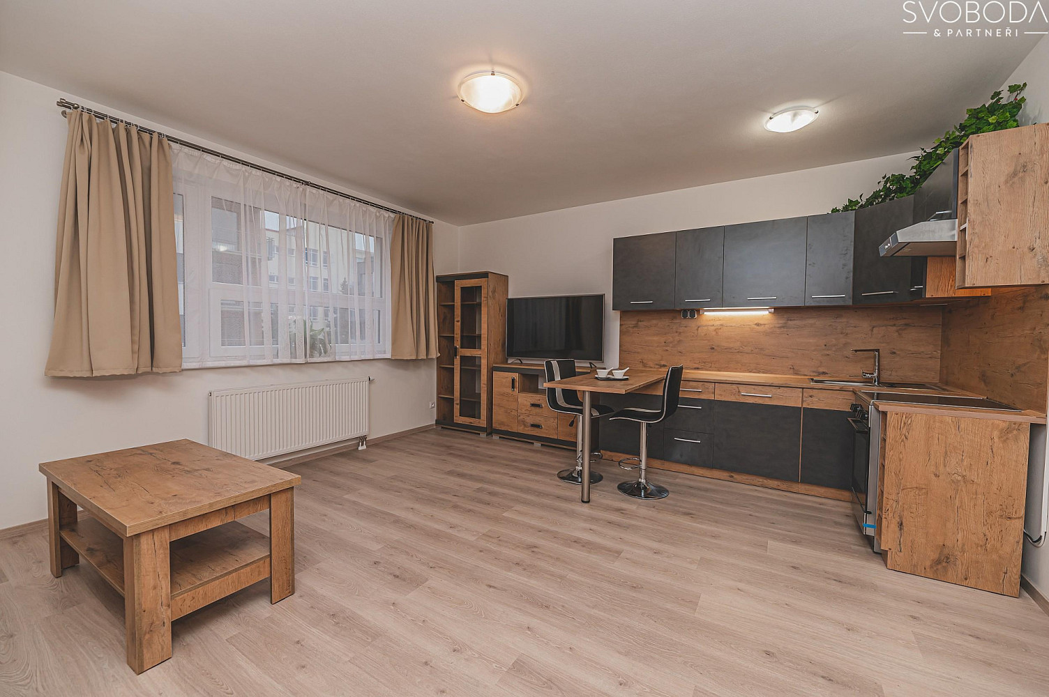 Pronájem bytu 1+kk 32 m²