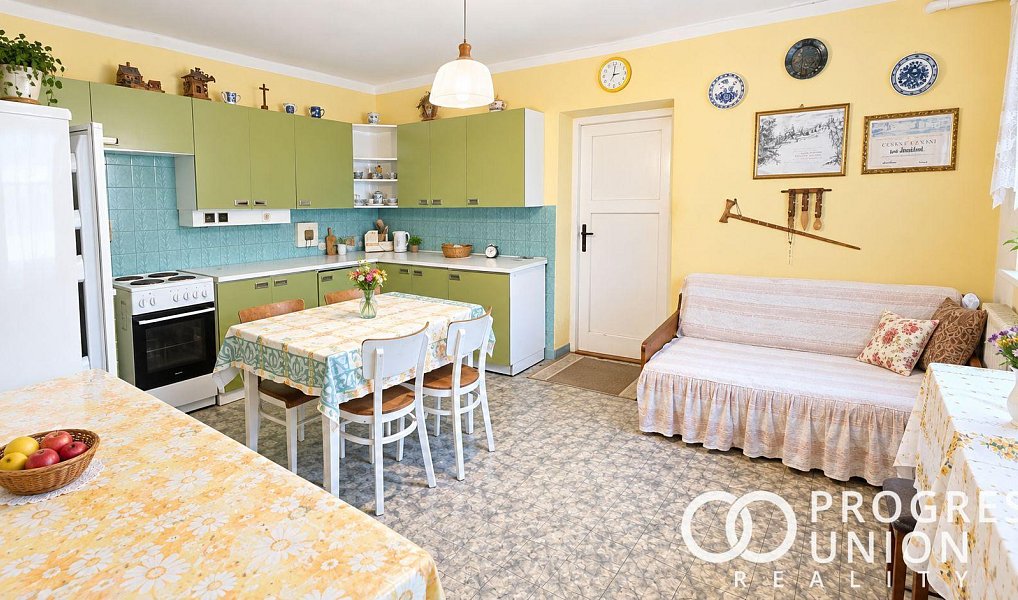 Prodej domu 132 m² s pozemkem 580 m², Kelč – náhled fotky 4