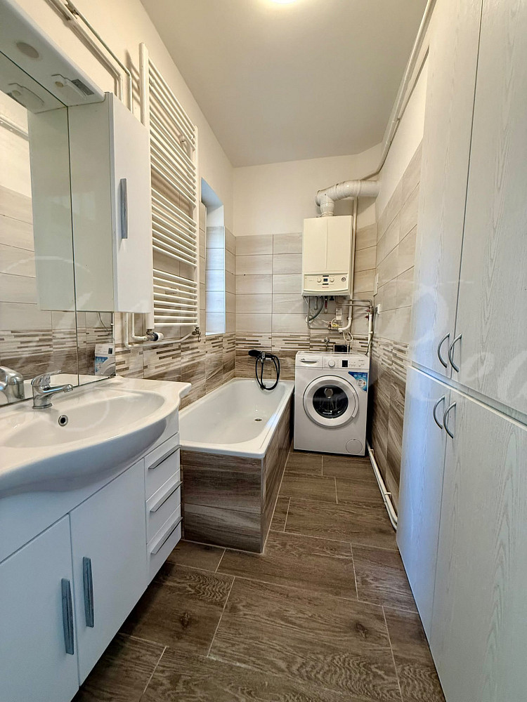 Pronájem bytu 4+1 25 m² – fotografie 3