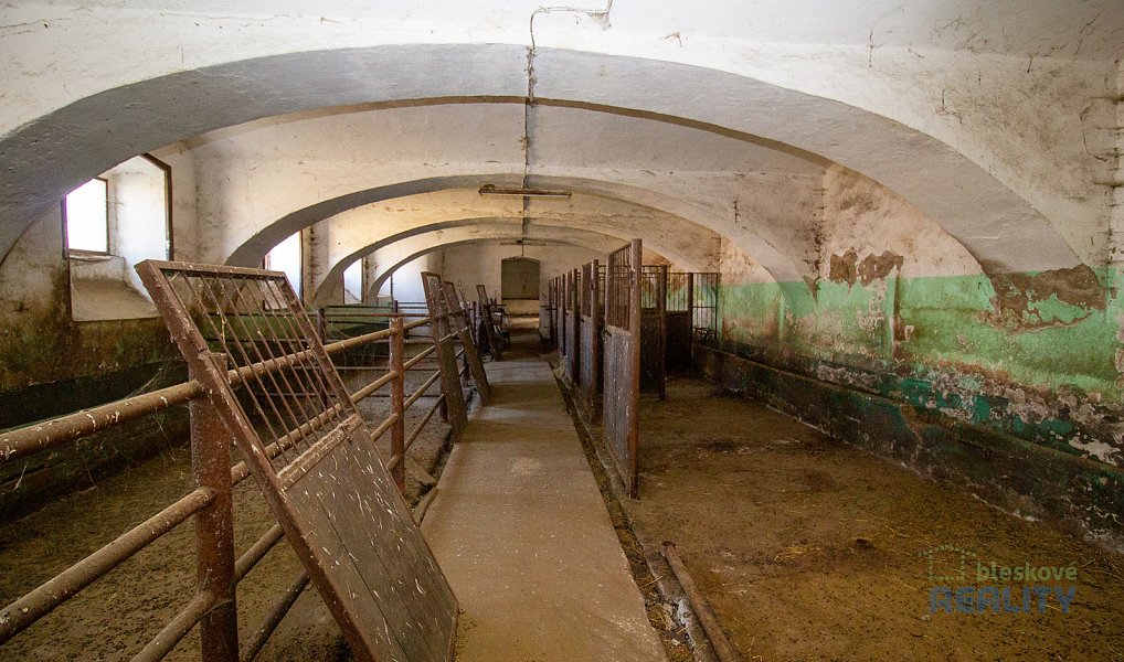 Prodej zemědělského objektu 1 113 m², Kojetice – náhled fotky 15