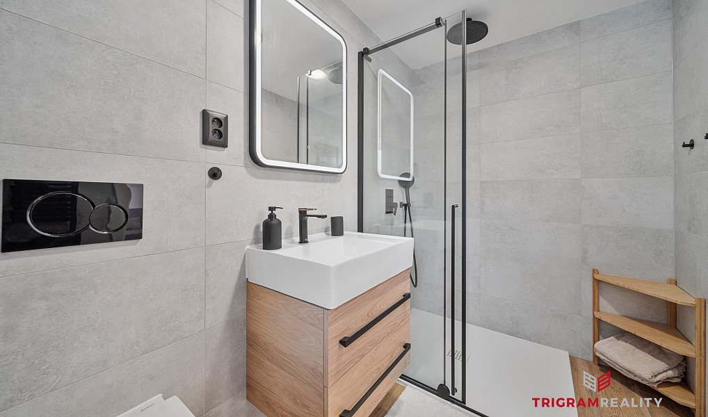 Prodej domu 160 m² s pozemkem 770 m², Dvůr Králové nad Labem – náhled fotky 9