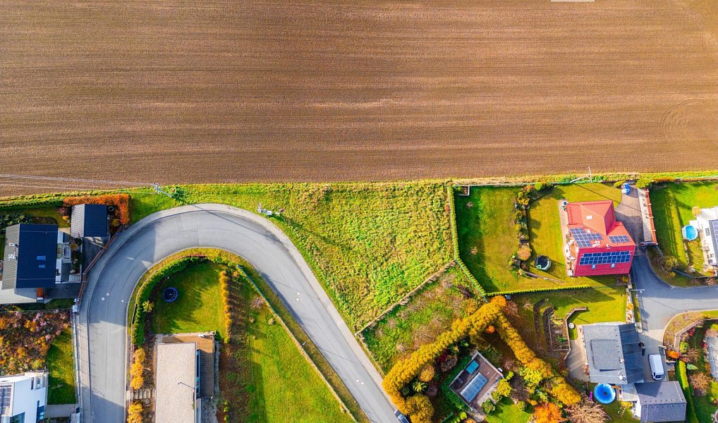 Prodej stavebního pozemku 977 m², Valašské Meziříčí – náhled fotky 2