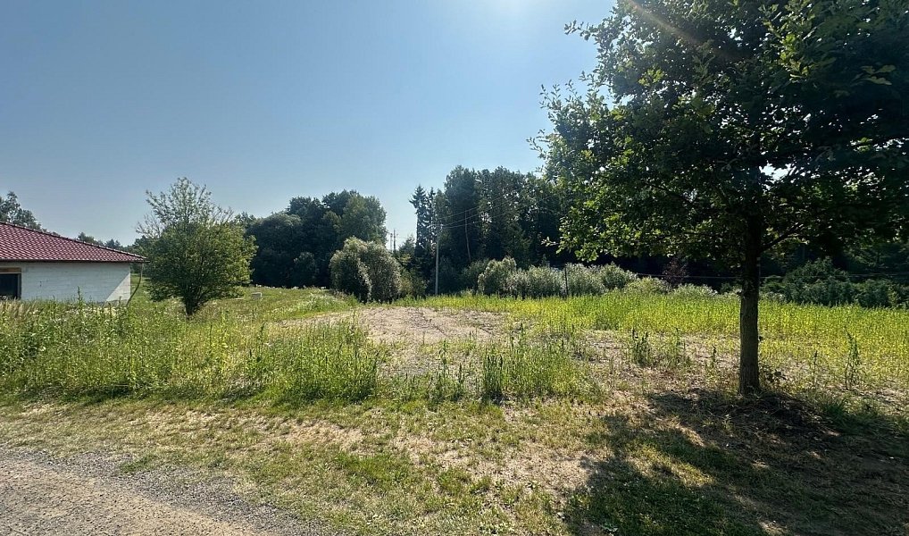 Prodej stavebního pozemku 2 283 m², Kamenice – náhled fotky 2