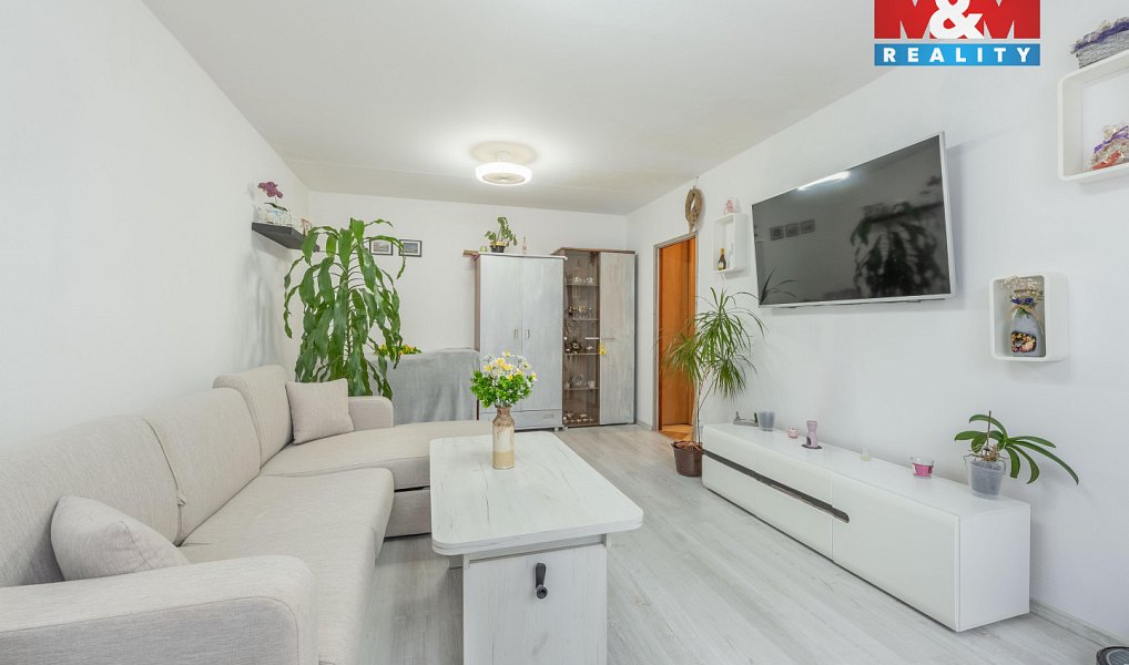 Prodej bytu 1+kk 33 m², Kladno – náhled fotky 9