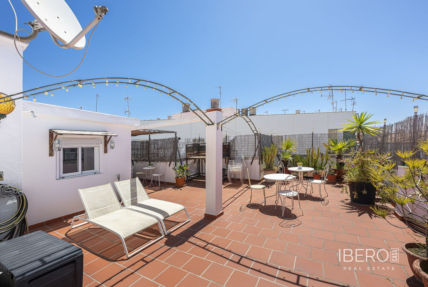 Piso 7+kk – Marbella, Salto del Agua - Vista 2