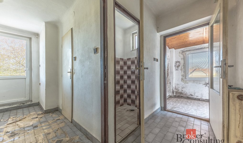 Prodej domu 120 m² s pozemkem 347 m², Hudlice – náhled fotky 6