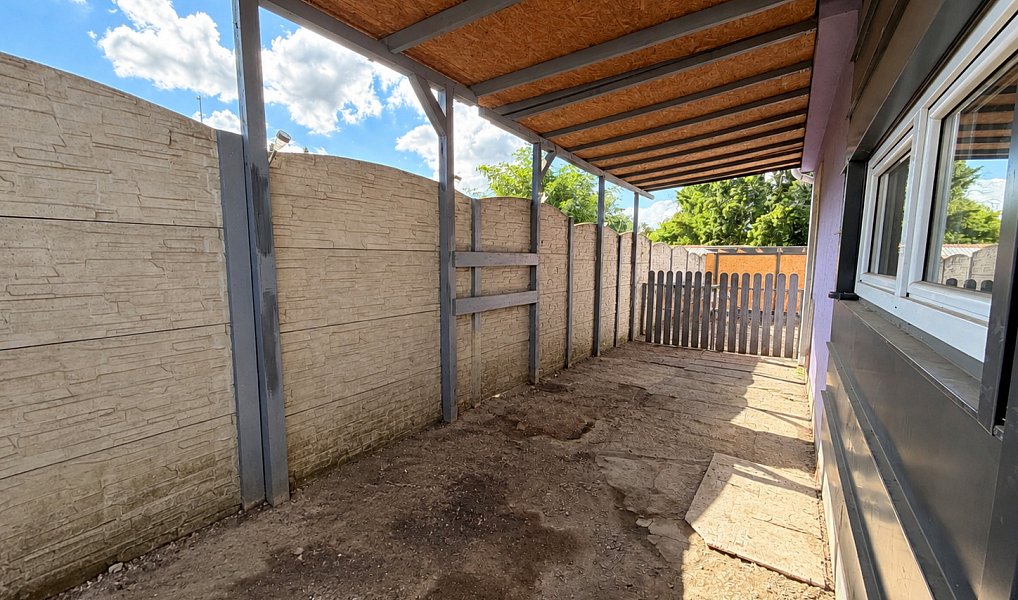 Prodej domu 130 m² s pozemkem 452 m², Svojšice – náhled fotky 24