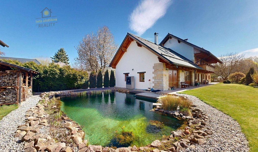 Pronájem domu 638 m² s pozemkem 1 266 m², Okna – náhled fotky 6