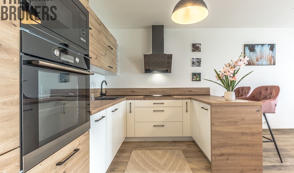 Prodej bytu 3+kk 96 m², Český Brod – náhled fotky 2