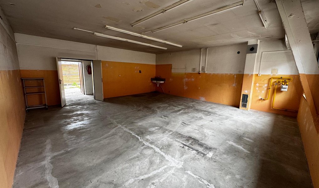 Pronájem skladovacích prostor 160 m², Vizovice – náhled fotky 6