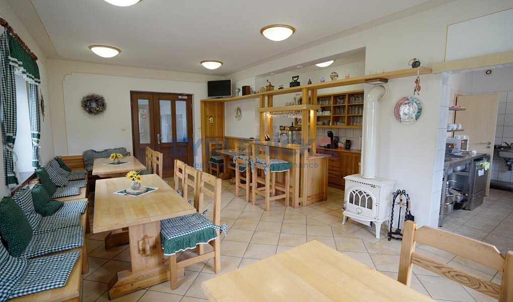 Prodej domu 475 m² s pozemkem 2 453 m², Chlum u Třeboně – náhled fotky 8