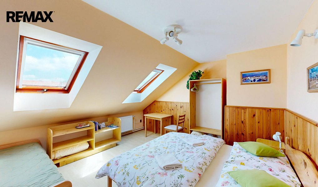 Prodej domu 281 m² s pozemkem 659 m², Telč – náhled fotky 15