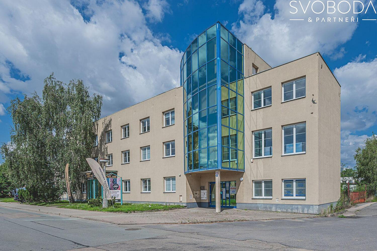 Pronájem kanceláře 102 m²
