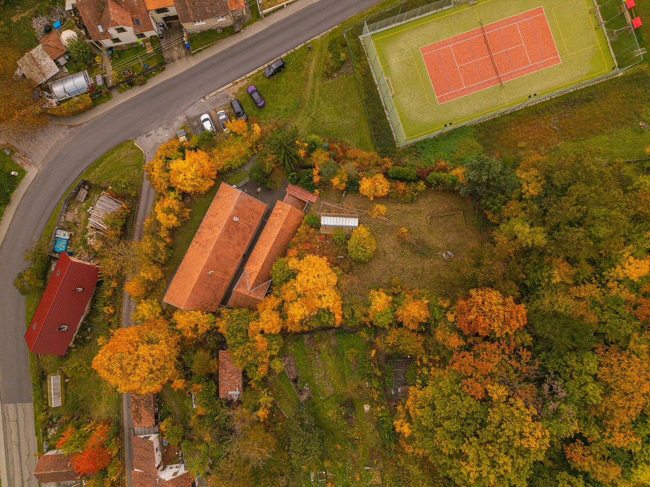 Prodej domu 120 m² s pozemkem 1 300 m² — photo 2