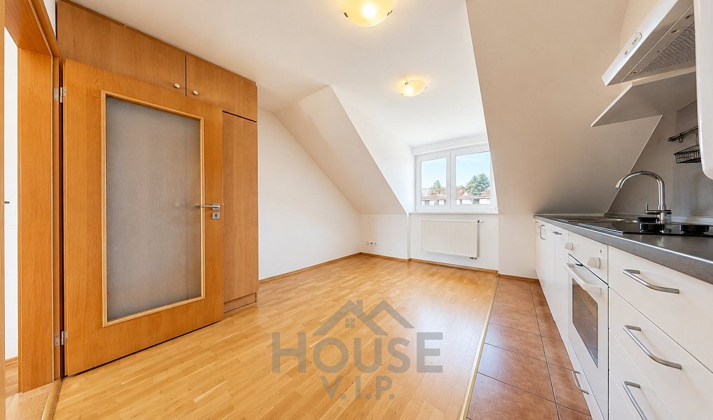 Prodej bytu 2+1 57 m², Praha – náhled fotky 11