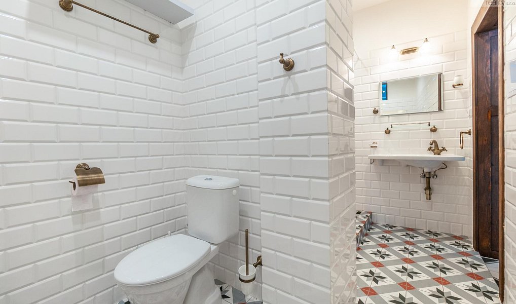 Prodej domu 326 m² s pozemkem 200 m², Žatec – náhled fotky 15