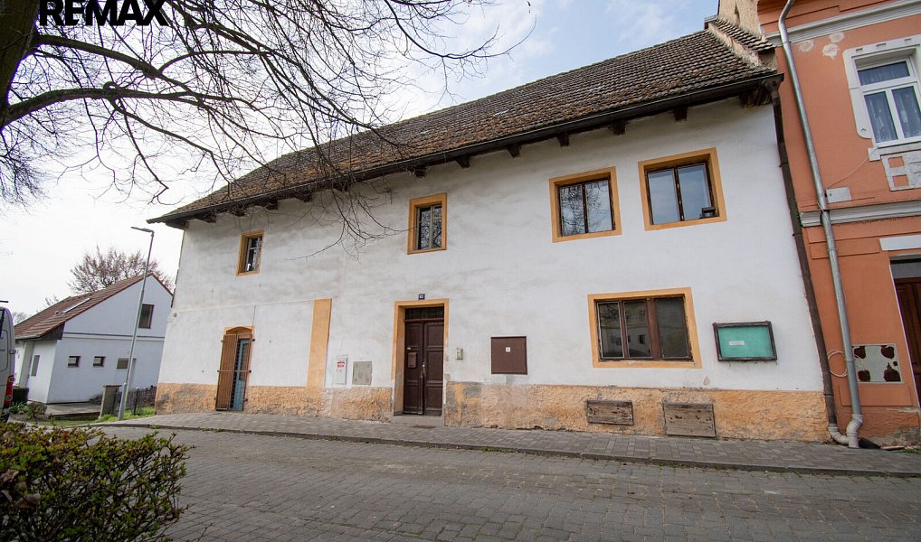 Prodej domu 216 m² s pozemkem 312 m², Liběšice – náhled fotky 2