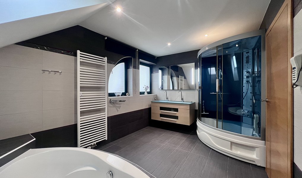 Prodej domu 229 m² s pozemkem 1 404 m², Blansko – náhled fotky 25