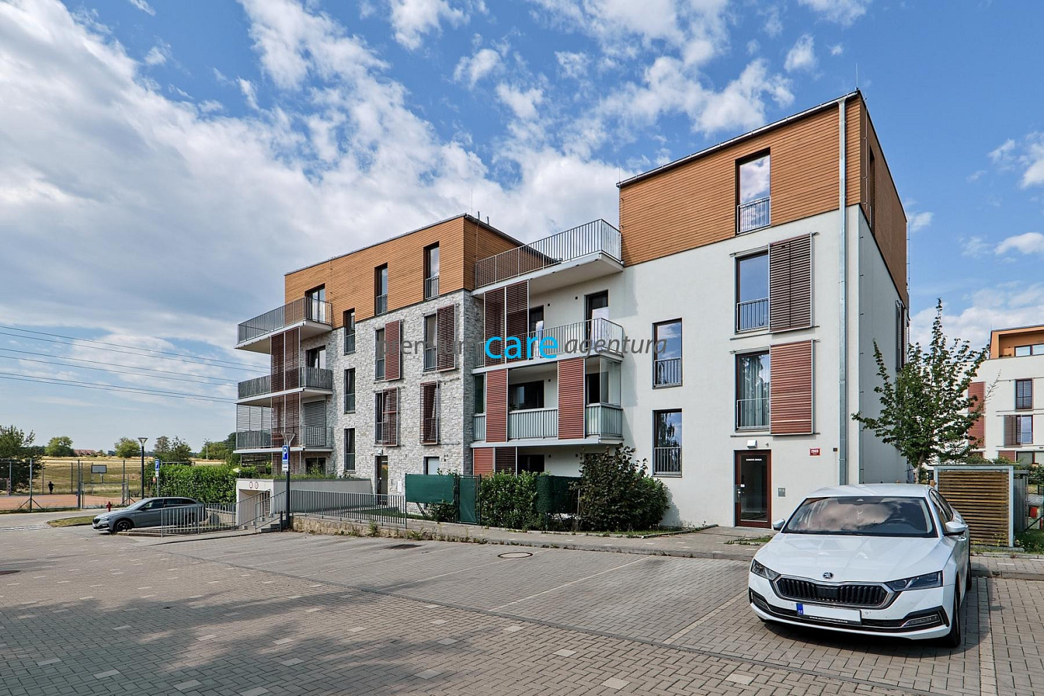 Pronájem bytu 3+kk 92 m² — photo 2
