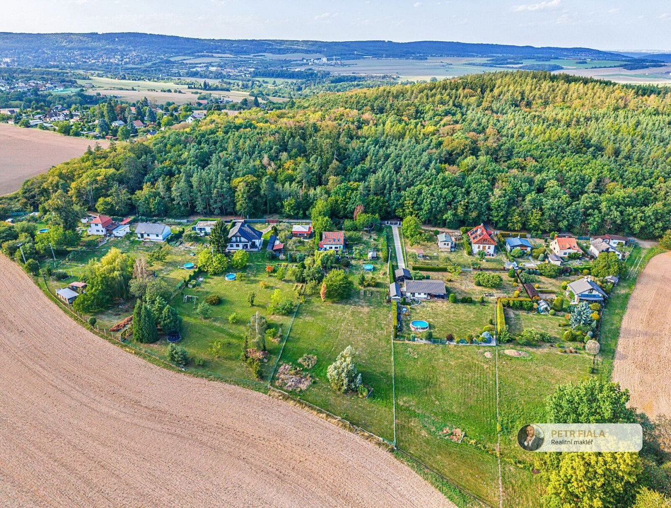 Prodej stavebního pozemku 1 000 m²
