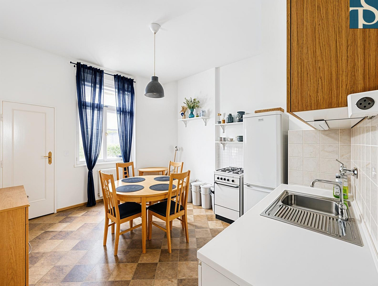 Prodej bytu 2+1 70 m² – fotografie 3