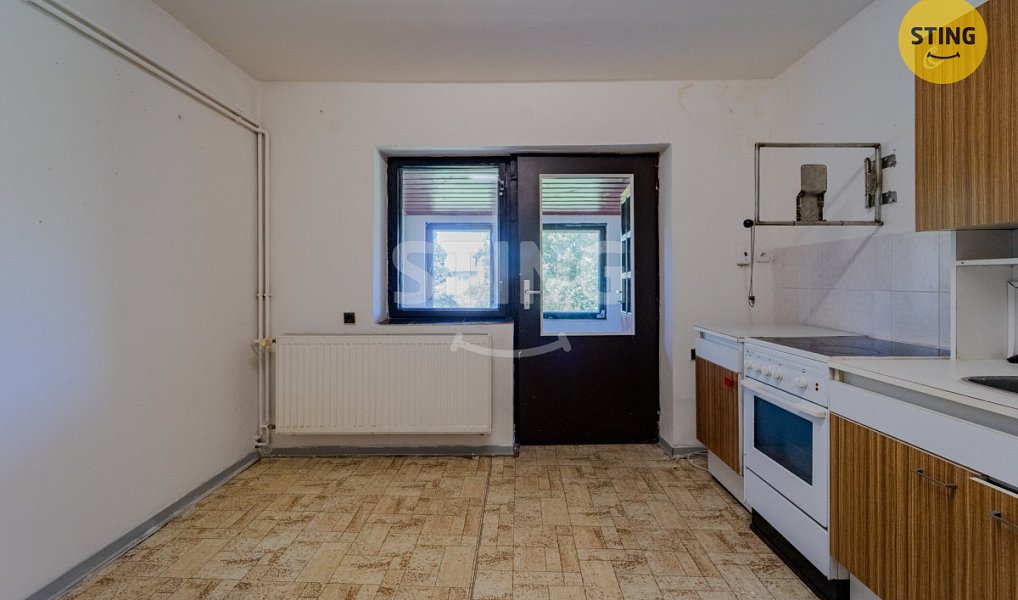 Prodej domu 497 m² s pozemkem 1 891 m², Větřkovice – náhled fotky 9