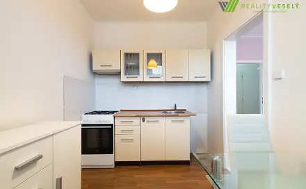 Pronájem bytu 2+1 45 m², Šumná, Hodonín