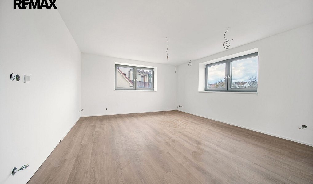 Prodej bytu 3+kk 103 m², Moravany – náhled fotky 6
