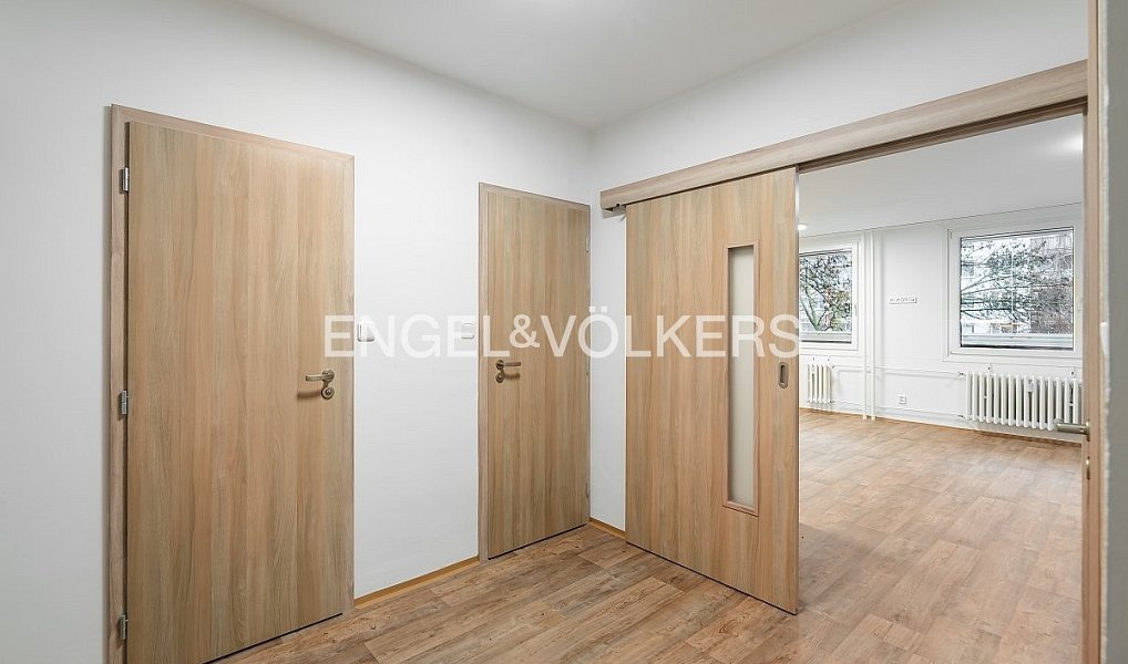 Pronájem bytu 3+kk 88 m², Praha – náhled fotky 8