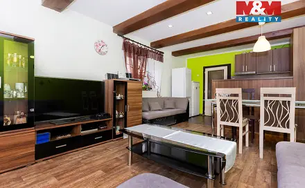 Prodej domu 250 m² s pozemkem 610 m², Ročkova, Ostřešany, okres Pardubice