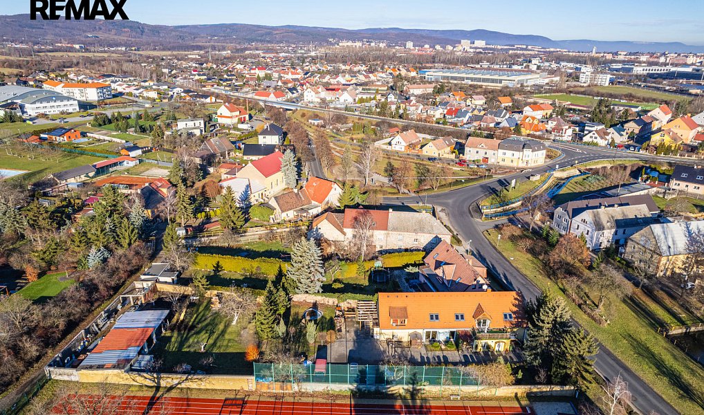 Prodej domu 350 m² s pozemkem 1 872 m², Spořice – náhled fotky 51