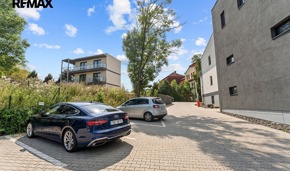 Prodej bytu 1+kk 29 m², Praha – náhled fotky 18