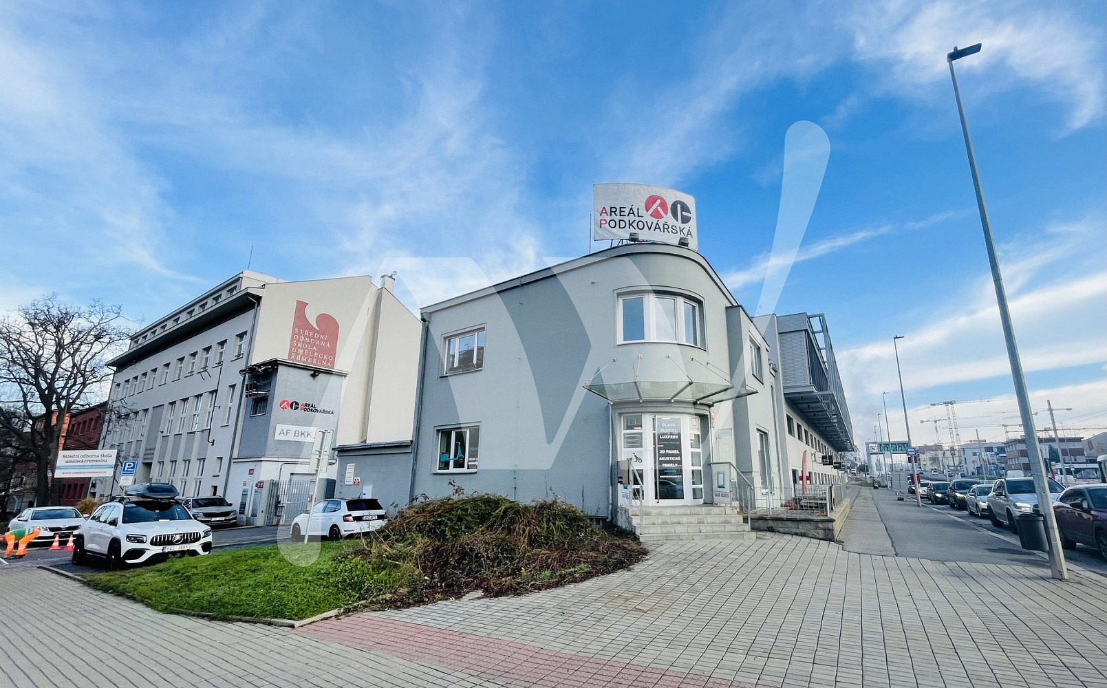 Pronájem kanceláře 456 m² — photo 2