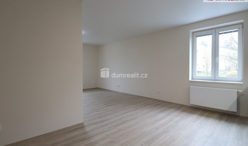 Pronájem bytu 2+kk 51 m², Dalovice – náhled fotky 2