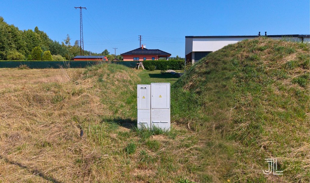Prodej stavebního pozemku 2 075 m², Lomnice – náhled fotky 3