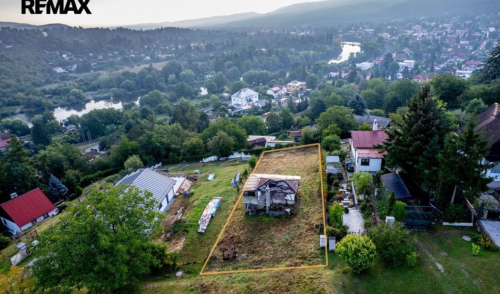 Prodej pozemku, 694 m², Beroun, Zadní Třebaň